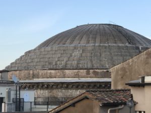 pantheon roof demonstrating ancient roman architecture & engineering